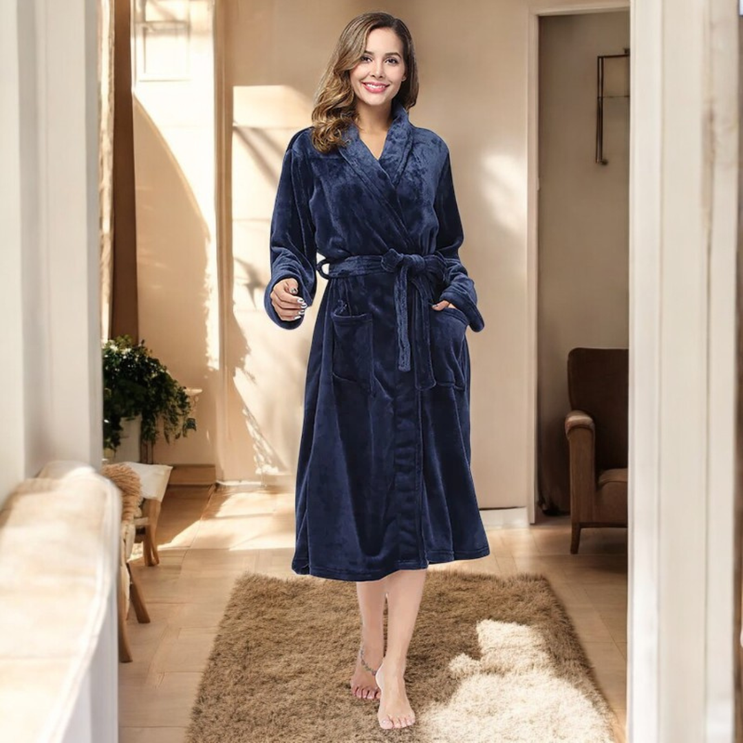 Ava® | Soft fleece bathrobe with pockets