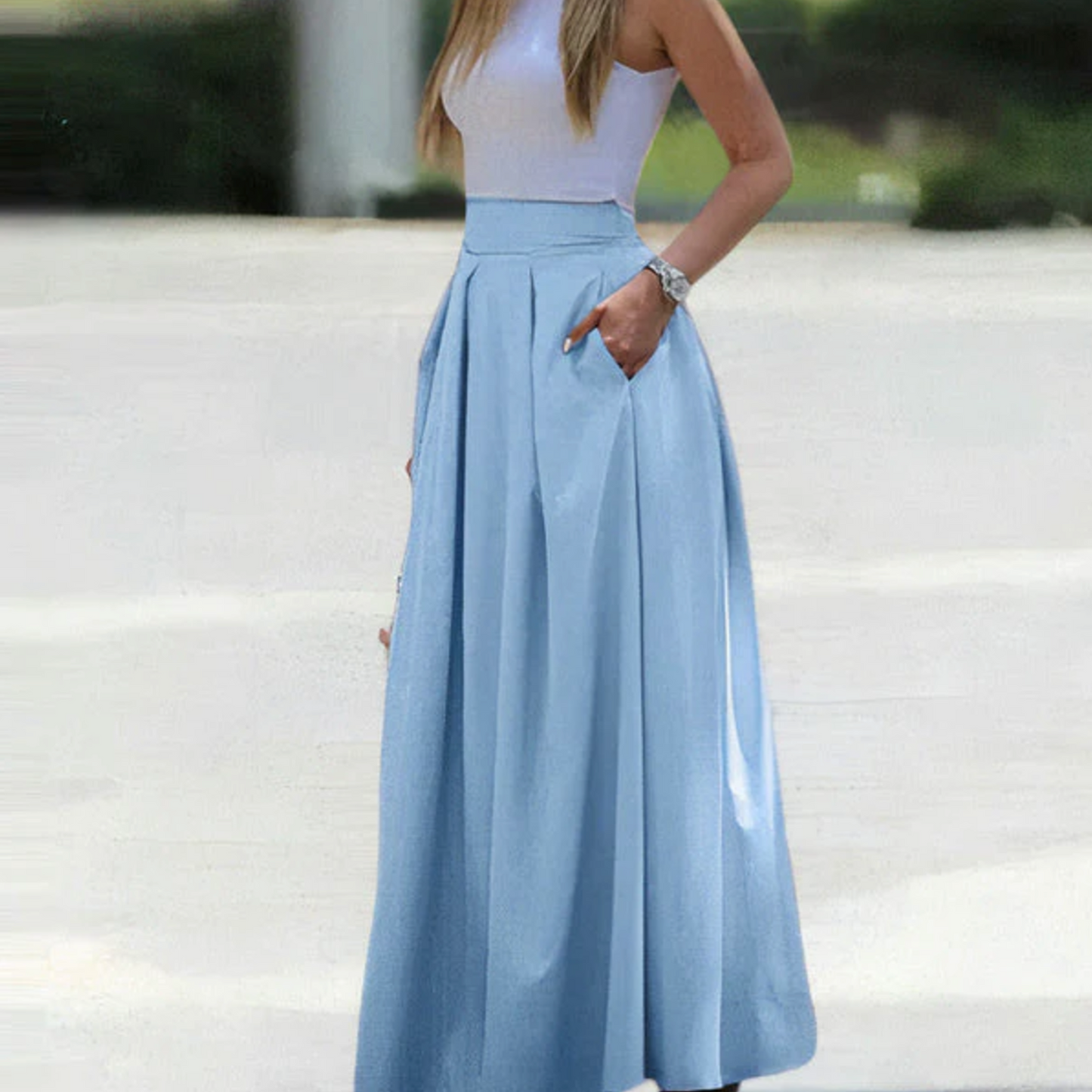 Carla® | Elegant, pleated and loose skirt