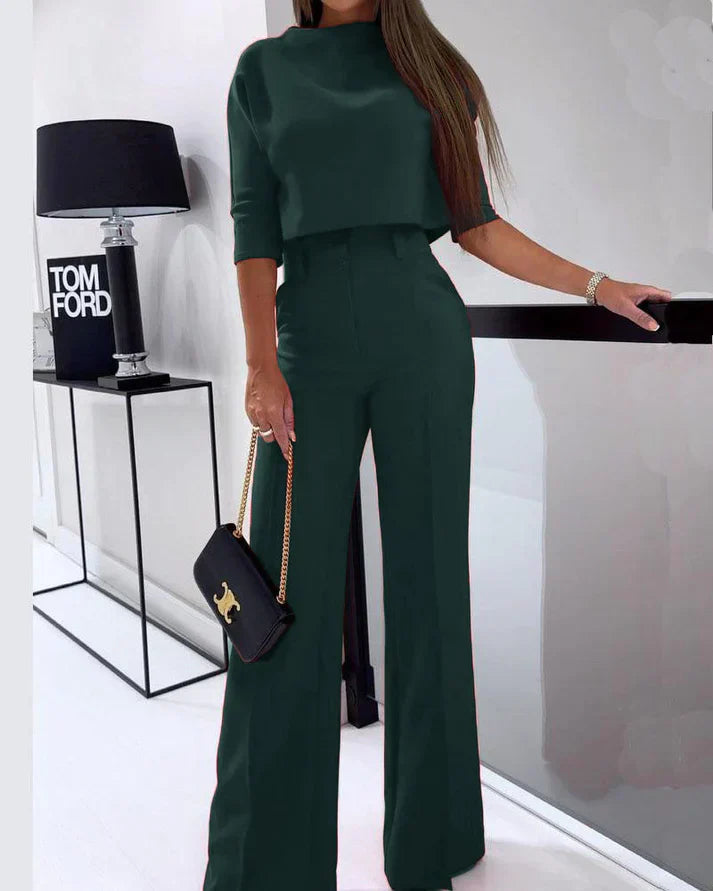 Carlota | Elegant, casual top and trousers