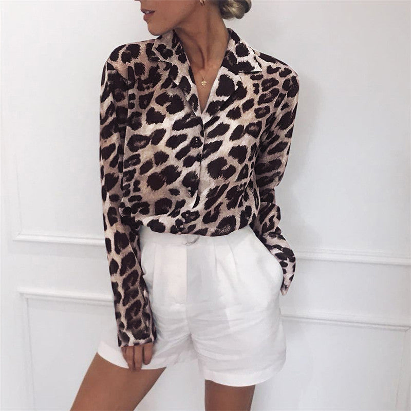 Avalon® | Stylish Long-Sleeved Leopard Print Blouse With Turn-Down Collar