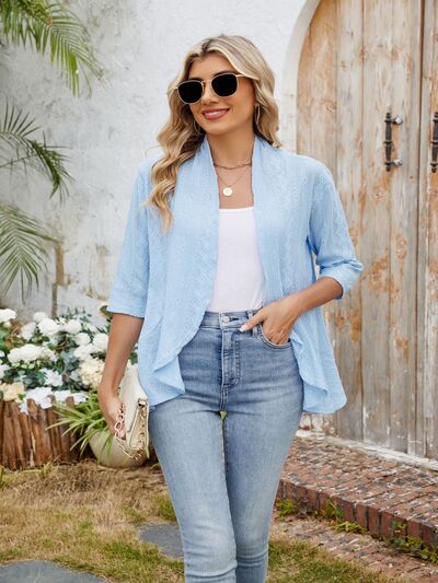 Elisa® | Open front top with three-quarter sleeves and eyelets