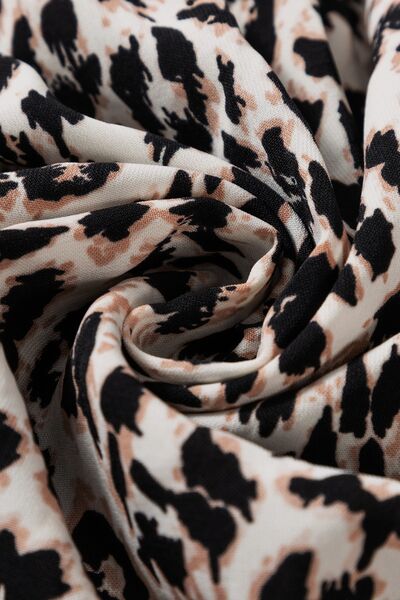 Diana® | Long sleeve leopard print maxi dress