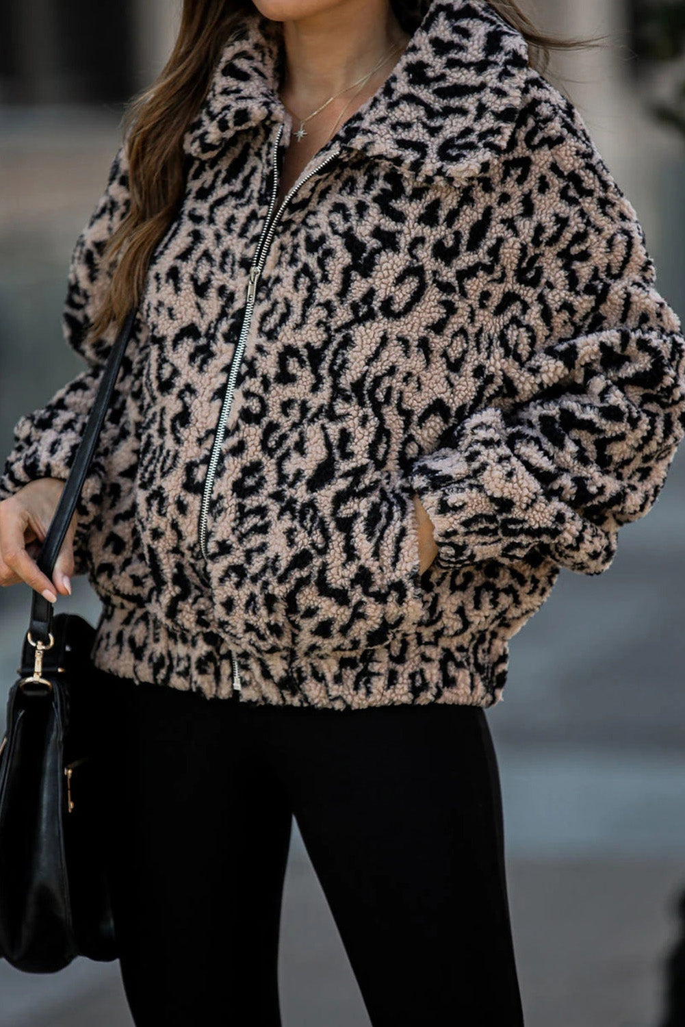 Claudia® | Fashionable and minimalist winter jacket