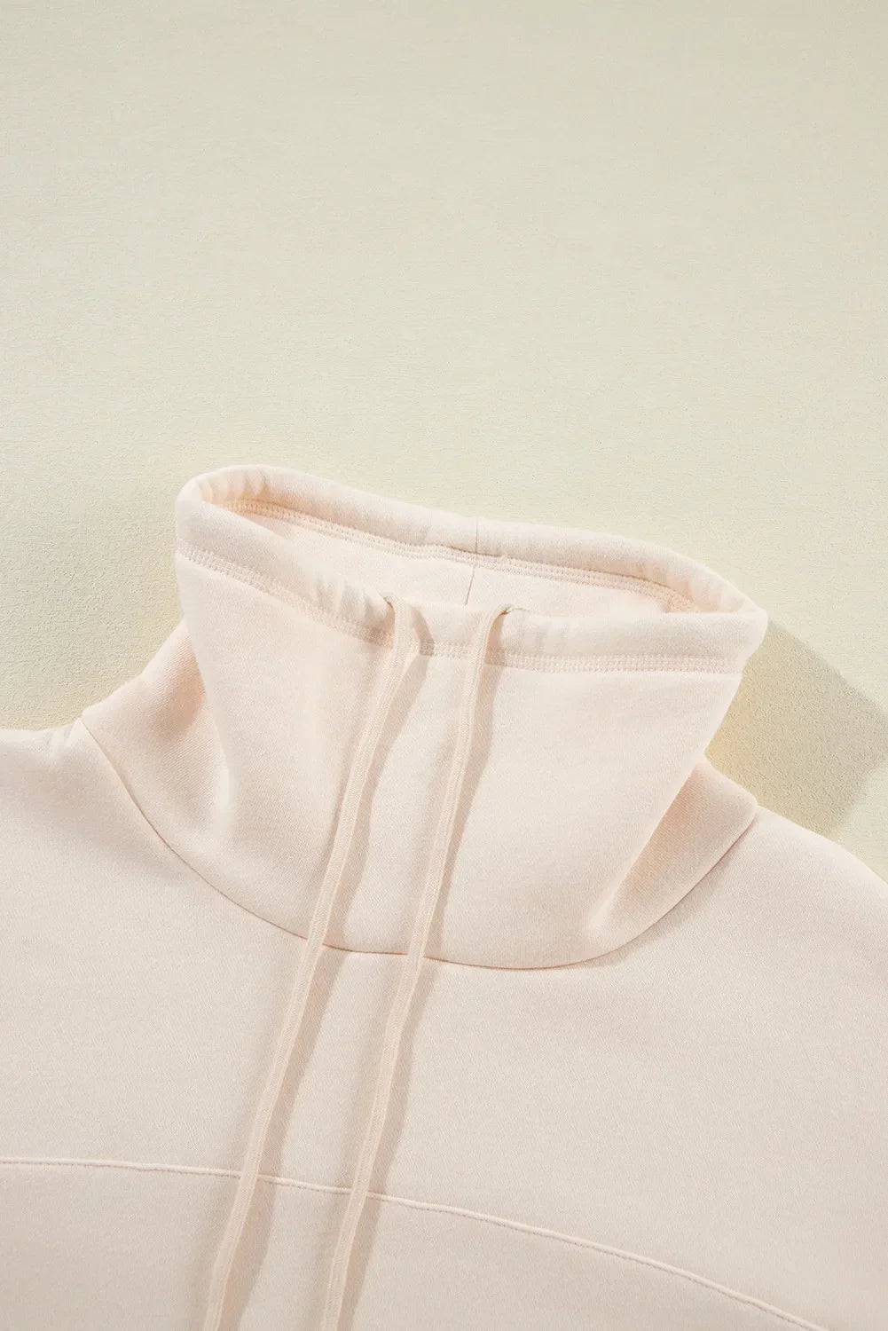 Camila® | Long-sleeved sweatshirt with turtleneck and drawstring