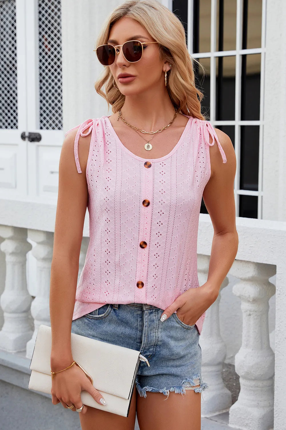 Selected Variant Image