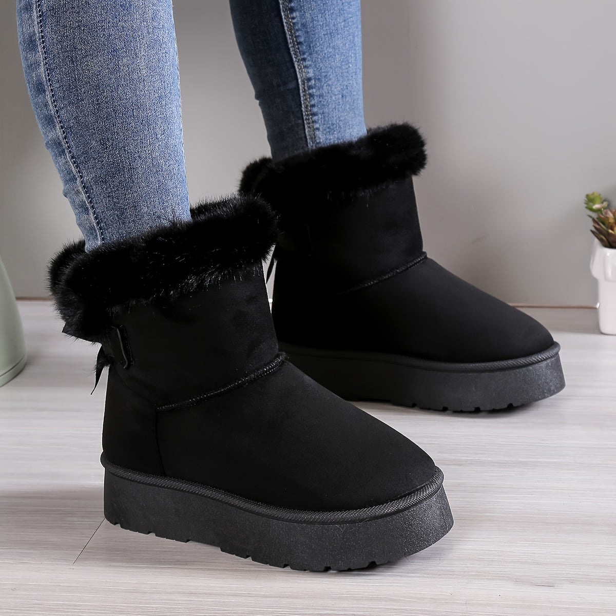 Women’s Ankle Boots – Suede Finish – Faux Fur Lined – Platform Sole – Bow Detail
