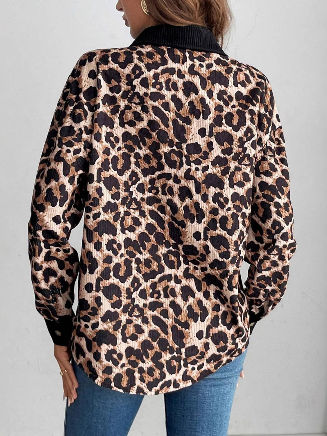 Elizabeth® | Buttoned shirt blouse with leopard collar and collar