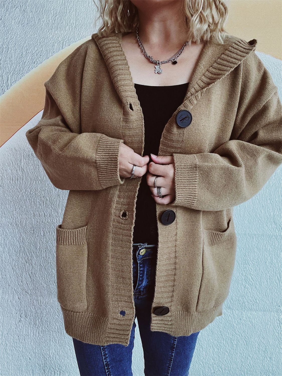 Beatrice® | Long-sleeved cardigan with hood and dropped shoulders