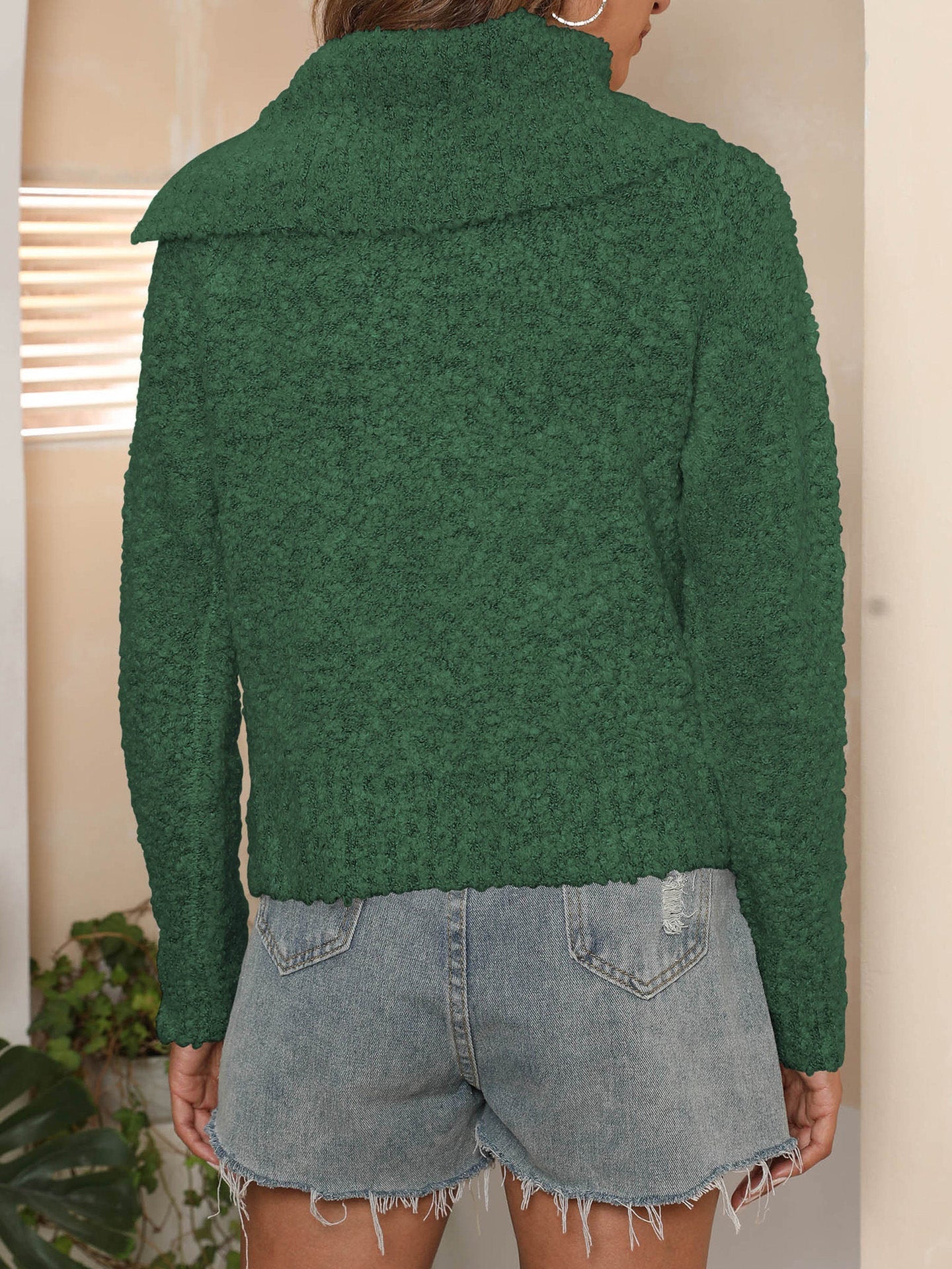 Clara® | Asymmetrical long-sleeved sweater with collar