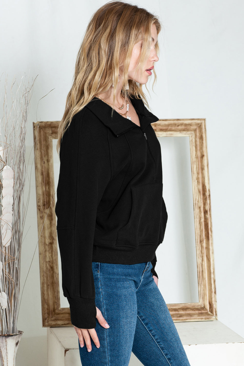 Coralia | Trendy and elegant winter clothing item