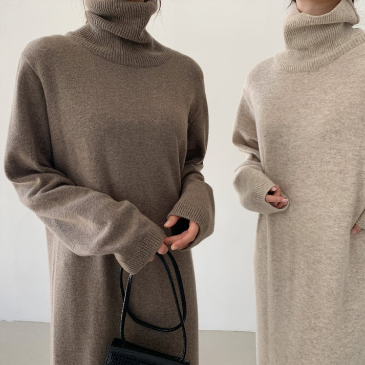 Clio® | Warm sweater dress with long sleeves and stand-up collar