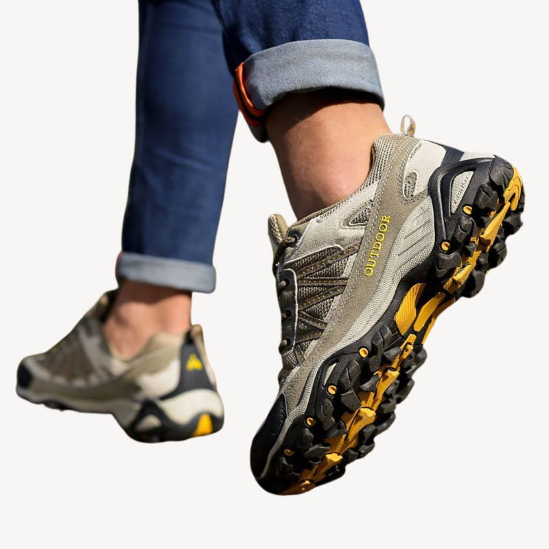 Louie | Men's orthopaedic hiking shoes made from suede