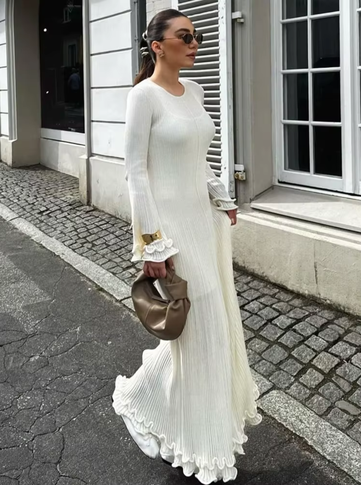 Alma® | Long knitted dress with ruffle hem