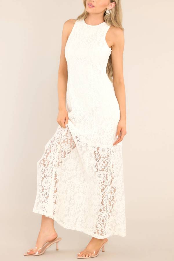 Celia® | White lace maxi dress with irresistible charm