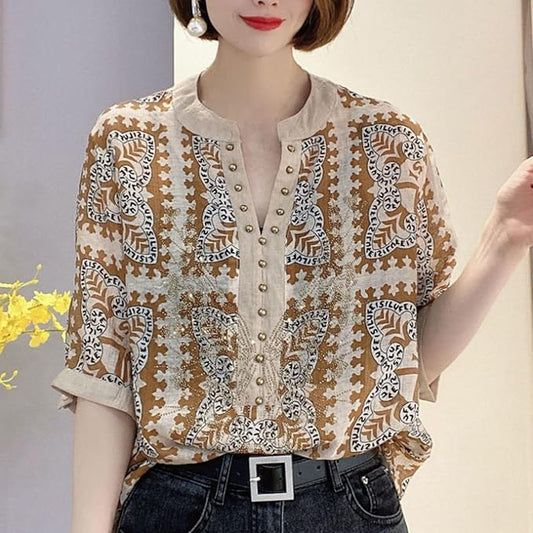 Brome® | V-Neck Top With Fashion Print