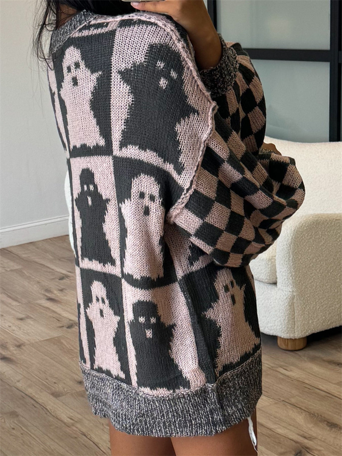 Cristina® | Ghost long-sleeved sweater with low shoulders