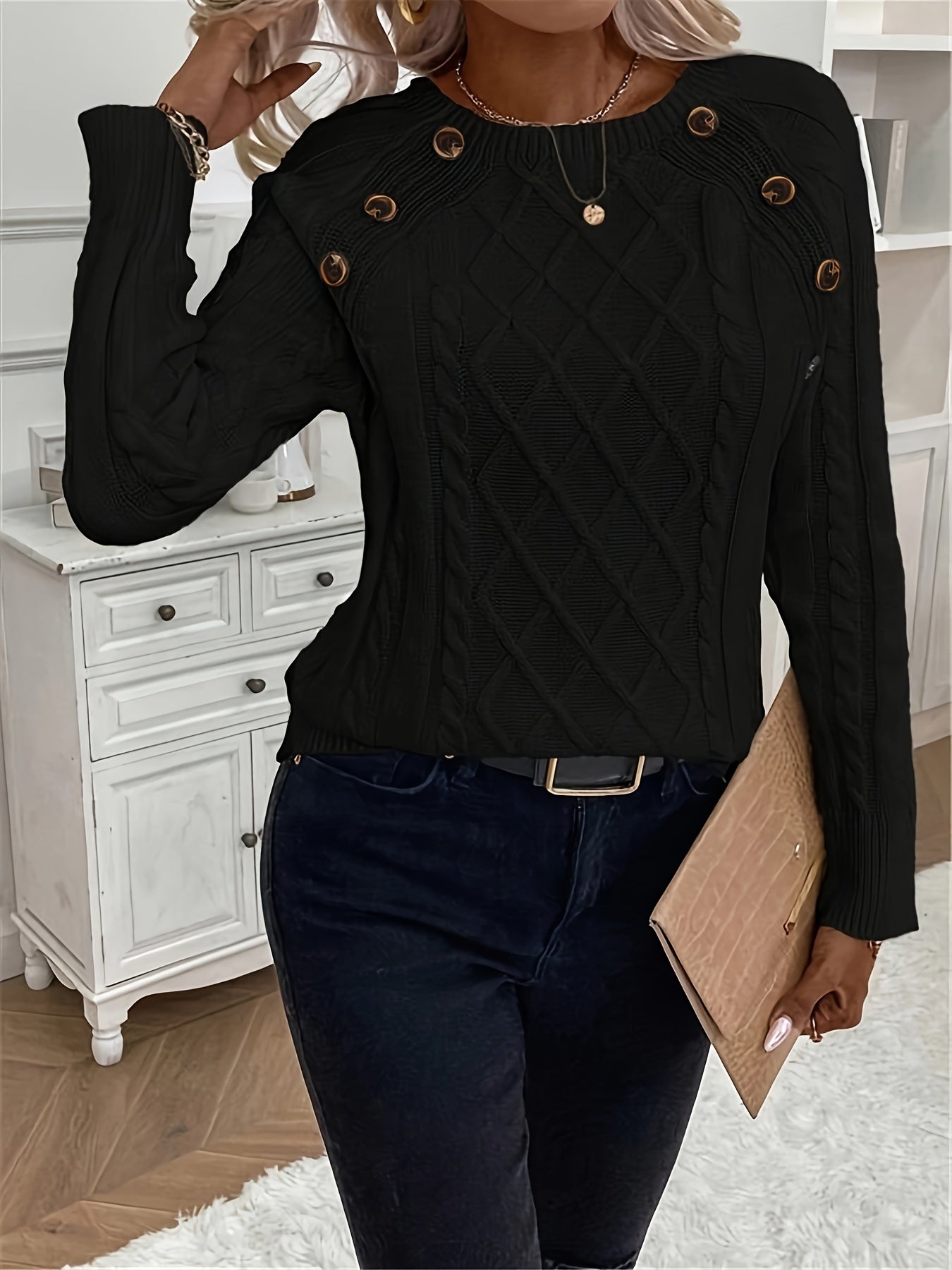 Annelie® | Single-breasted cable-knit sweater with a crew neck