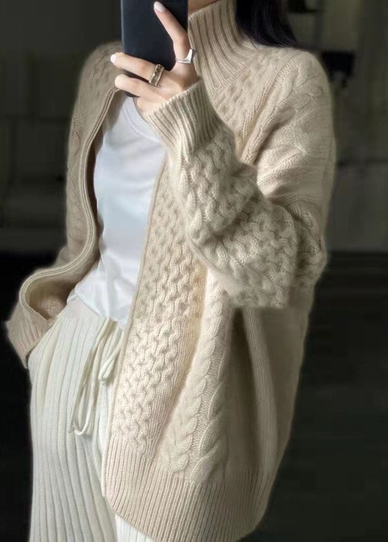 Begoña | Modern Roll Collar Knit Jacket for Women