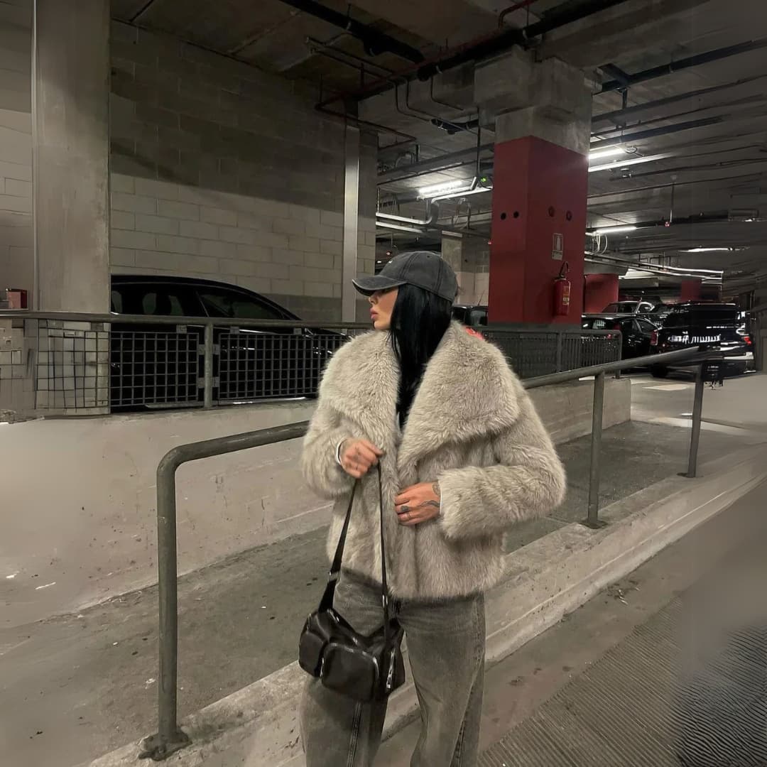 Carolina® | Fluffy coat for women