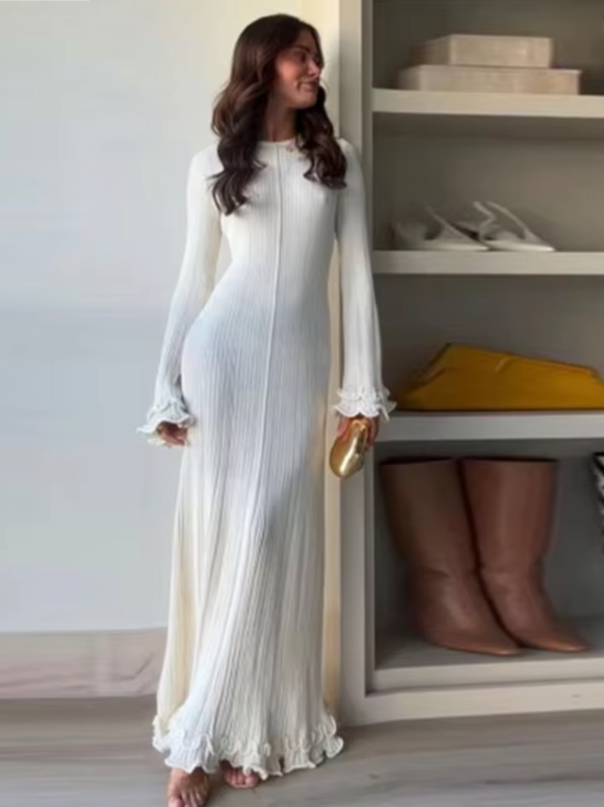 Alma® | Long knitted dress with ruffle hem