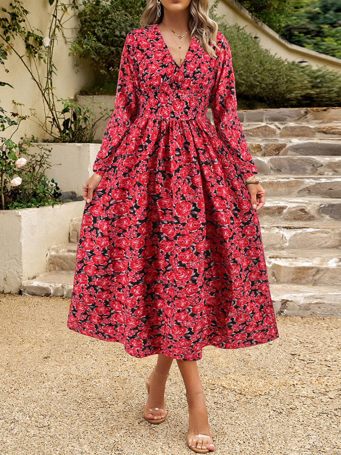 Aranza® | Floral midi dress with a V-neck and long sleeves