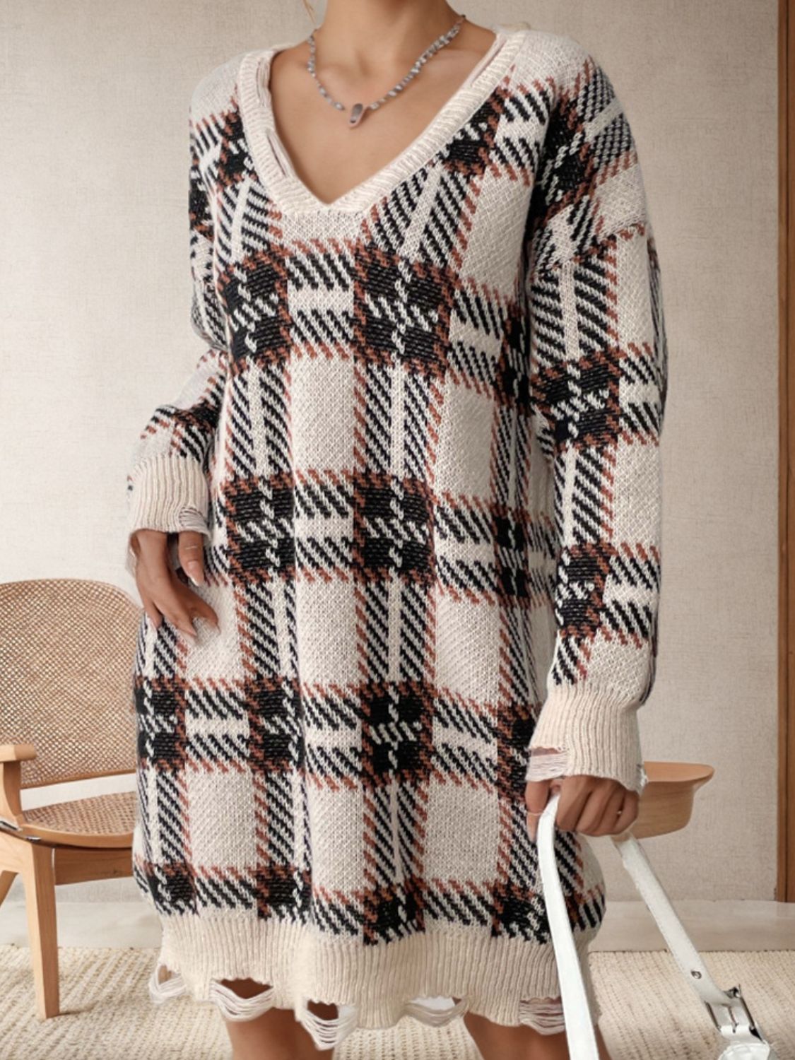 Annelie® | Long sleeve sweater dress with a distressed checked V-neck