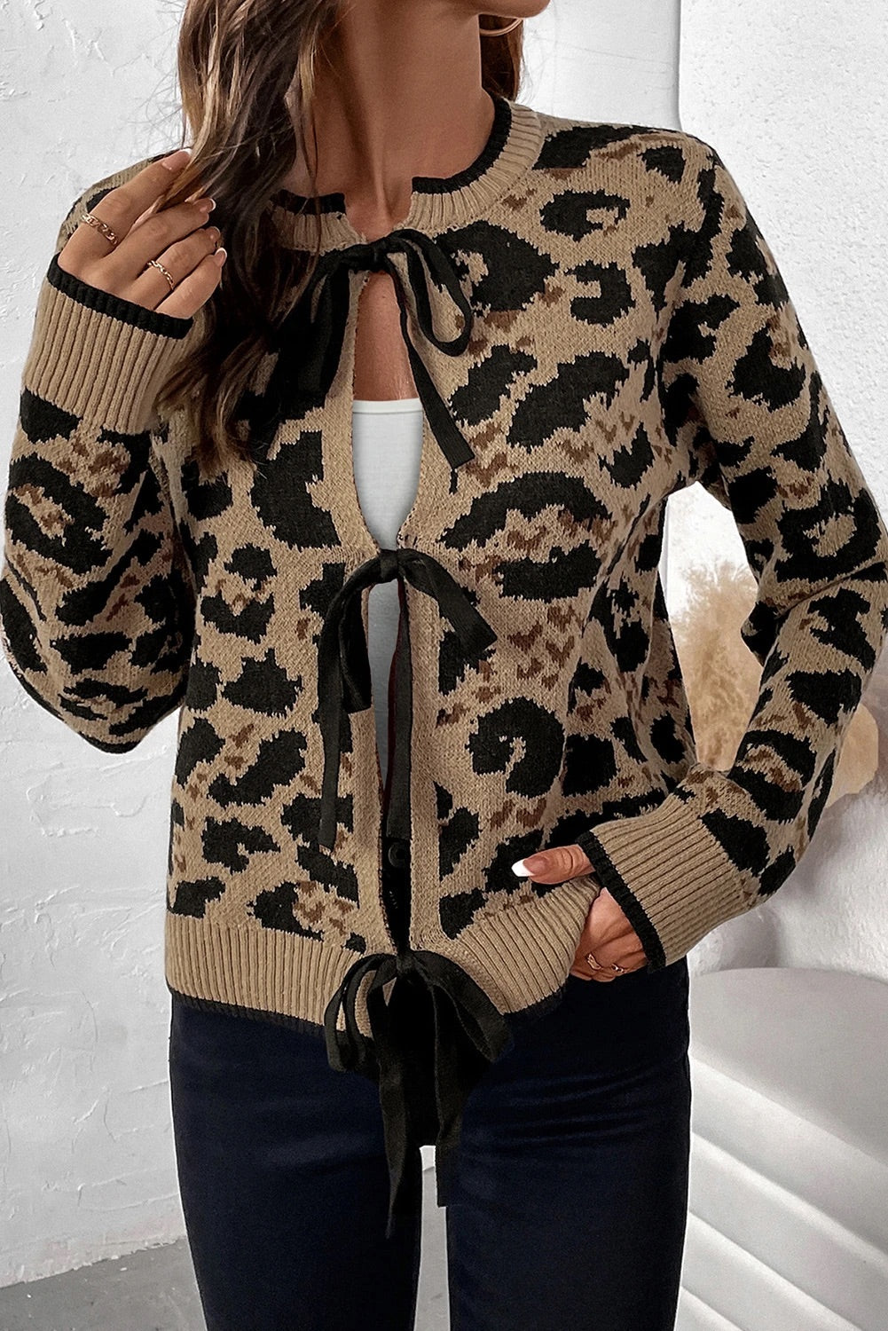 Bella® | Brown knit cardigan with bow tie and leopard print