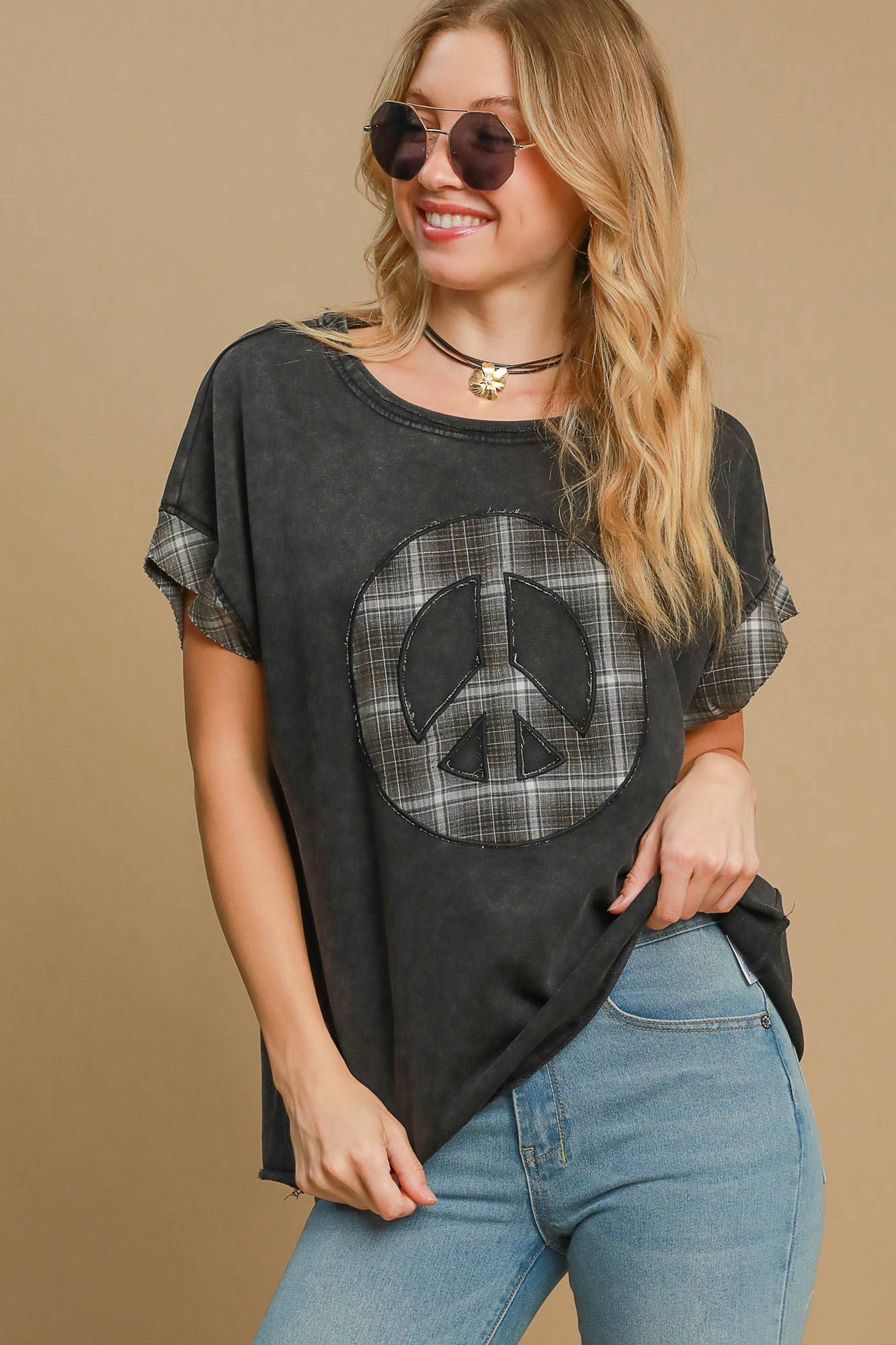 Antonia® | French terry top with peace appliqué and crew neck