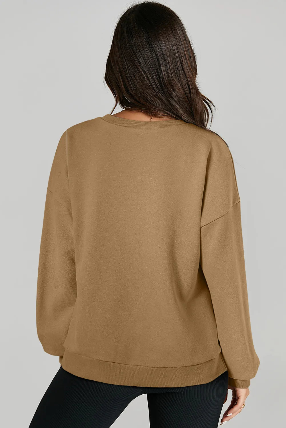 Claudia® | Long-sleeved sweatshirt with a high, low crew neck