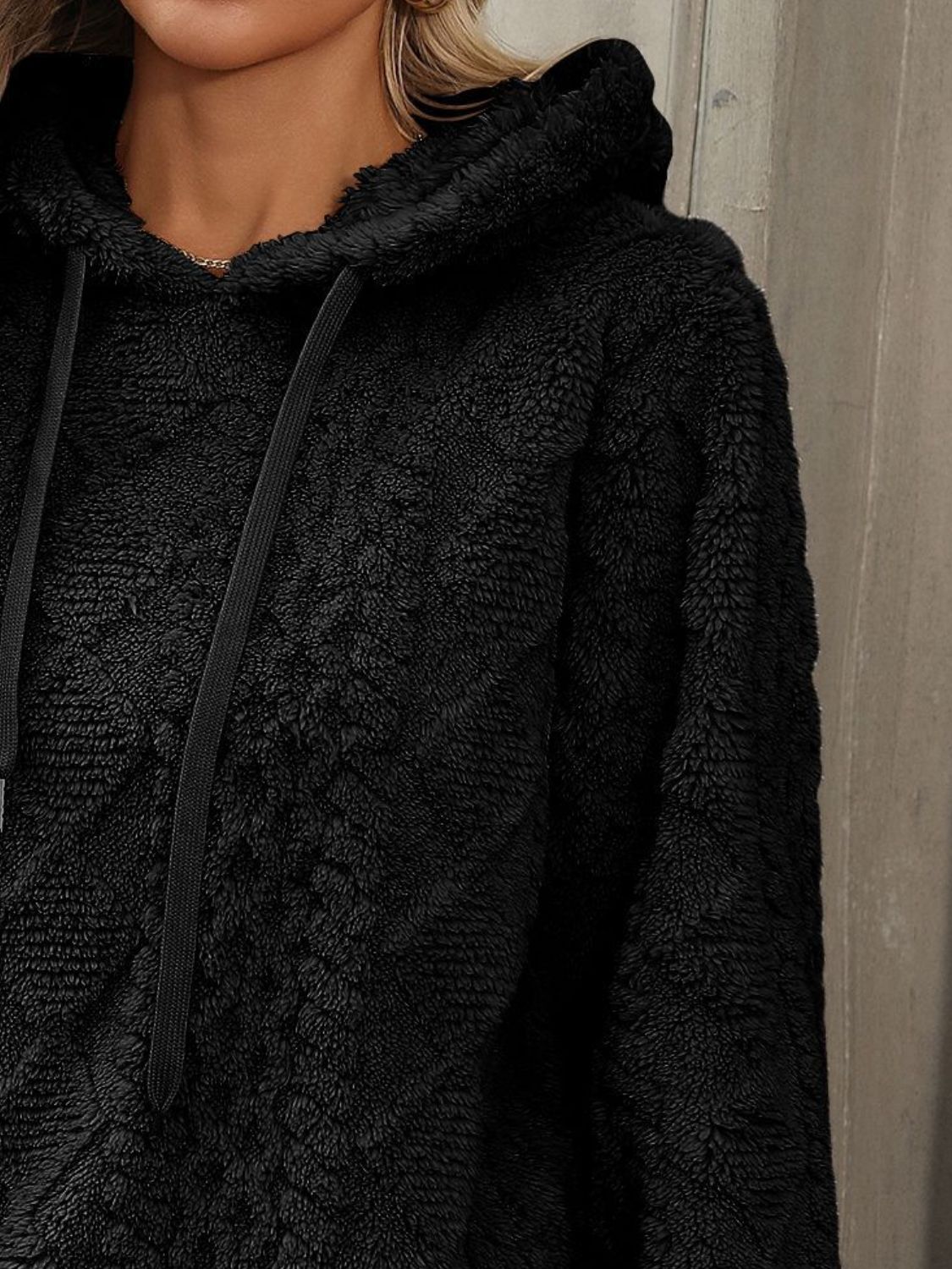 Carina® | Long sleeve plush drawstring hoodie