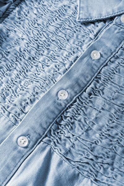 Angela® | Smocked denim dress with collar and cap sleeves