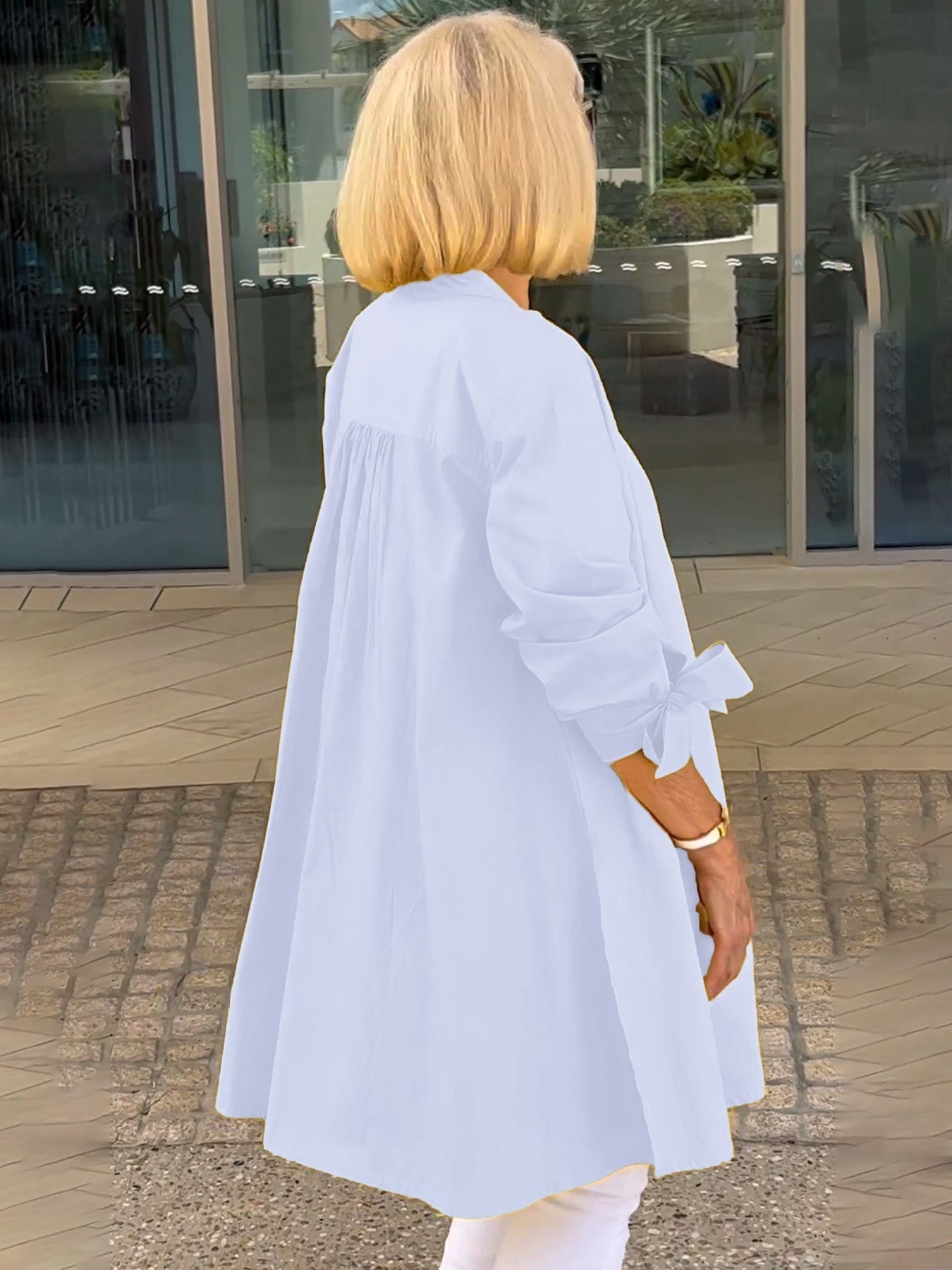 Agustina | Long, simple cotton shirt