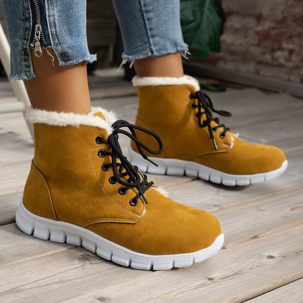 Brenda® | Elegant and detailed supportive shoes