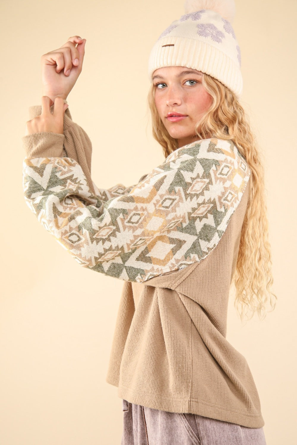 Clara® | Printed long-sleeved knitted top with a crew neck