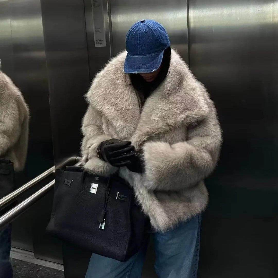 Carolina® | Fluffy coat for women