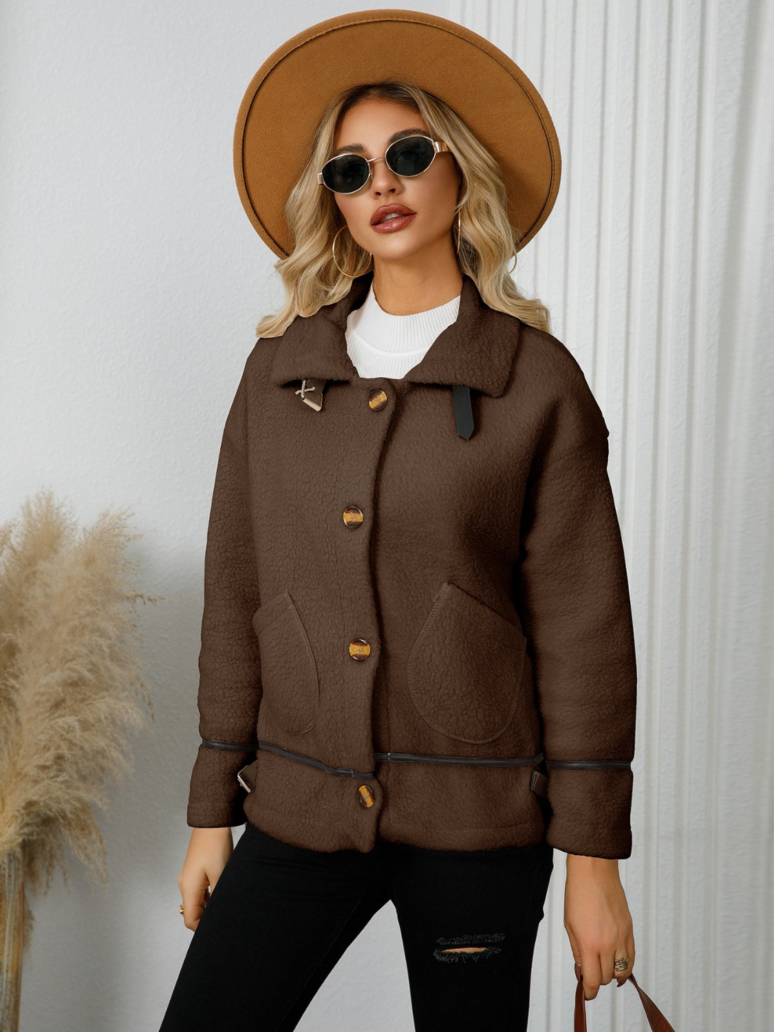 Edith® | Jacket with pockets and button placket and collar