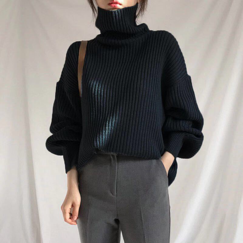 Aurora® | Luxurious turtleneck sweater with balloon sleeves