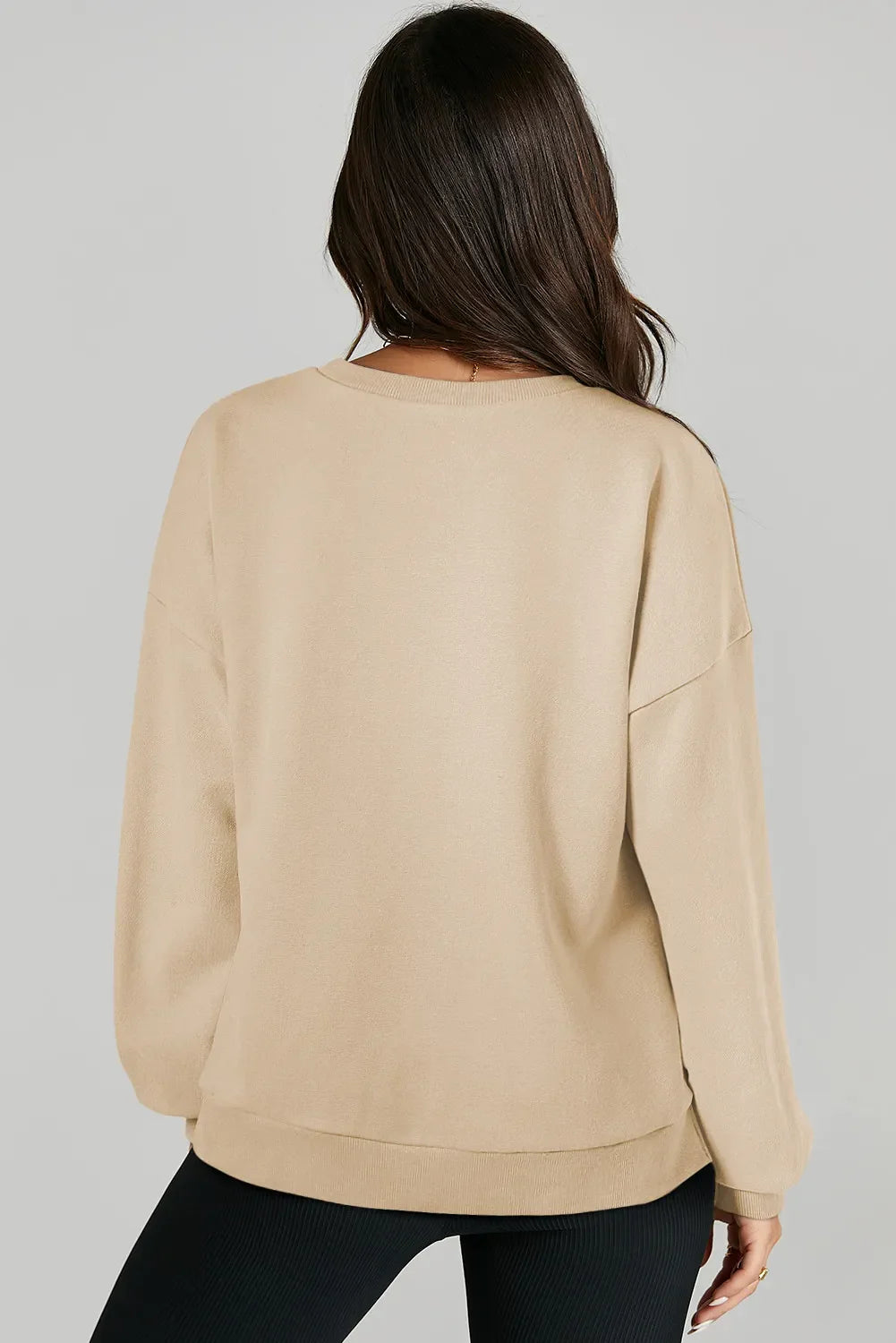 Claudia® | Long-sleeved sweatshirt with a high, low crew neck