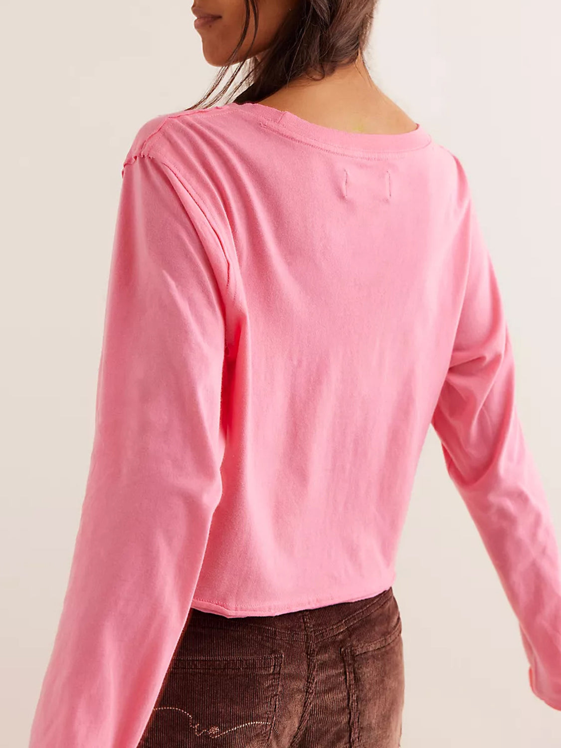 Arcelia | Long sleeve, cropped crew neck t-shirt