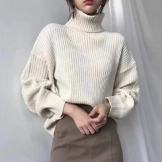Aurora® | Luxurious turtleneck sweater with balloon sleeves