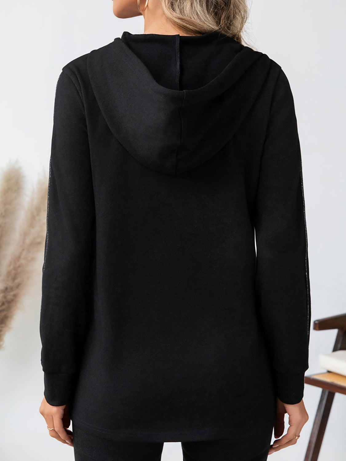 Casilda | Drawstring hoodie with long sleeves