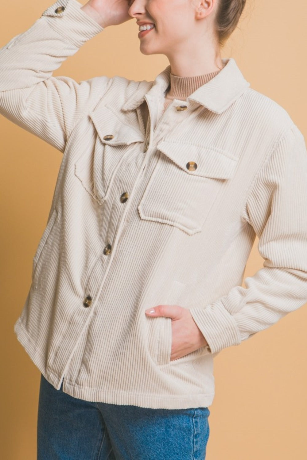 Beatriz® | Love Tree corduroy jacket with buttons and Sherpa interior