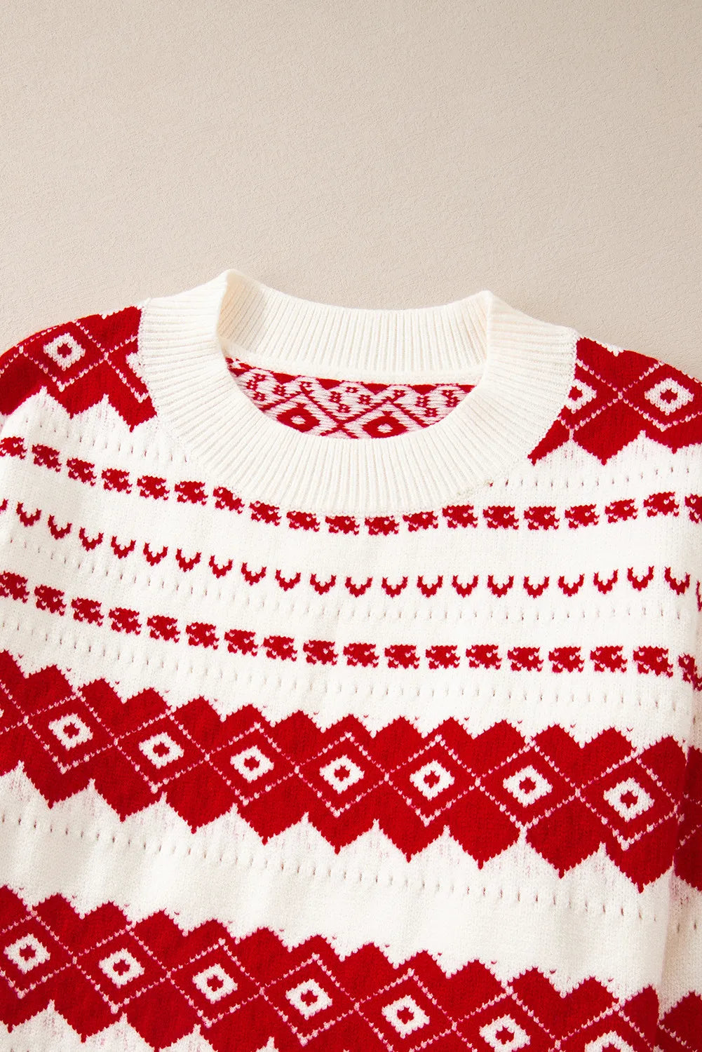Claudia® | Pullover with a geometric crew neck and dropped shoulders