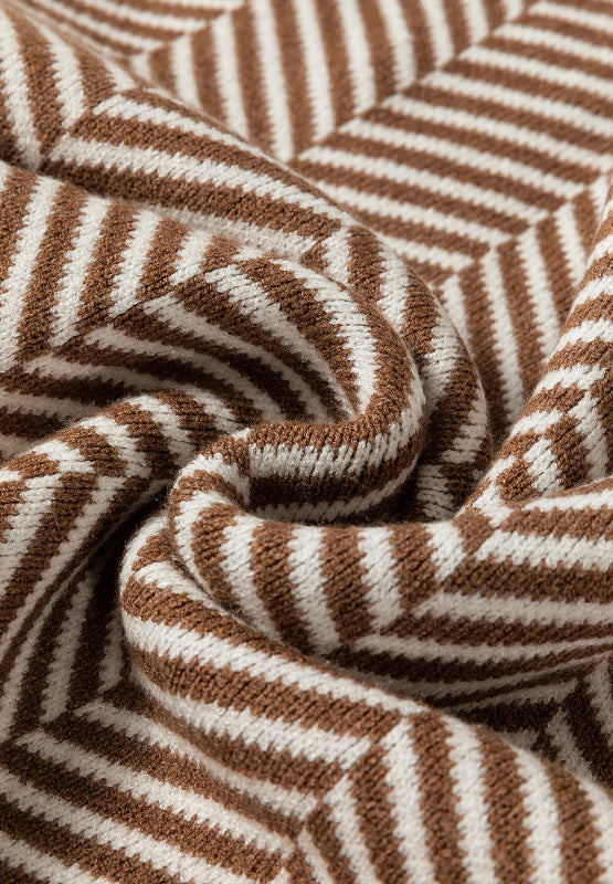 Cándida | Striped long-sleeved sweater with a crew neck