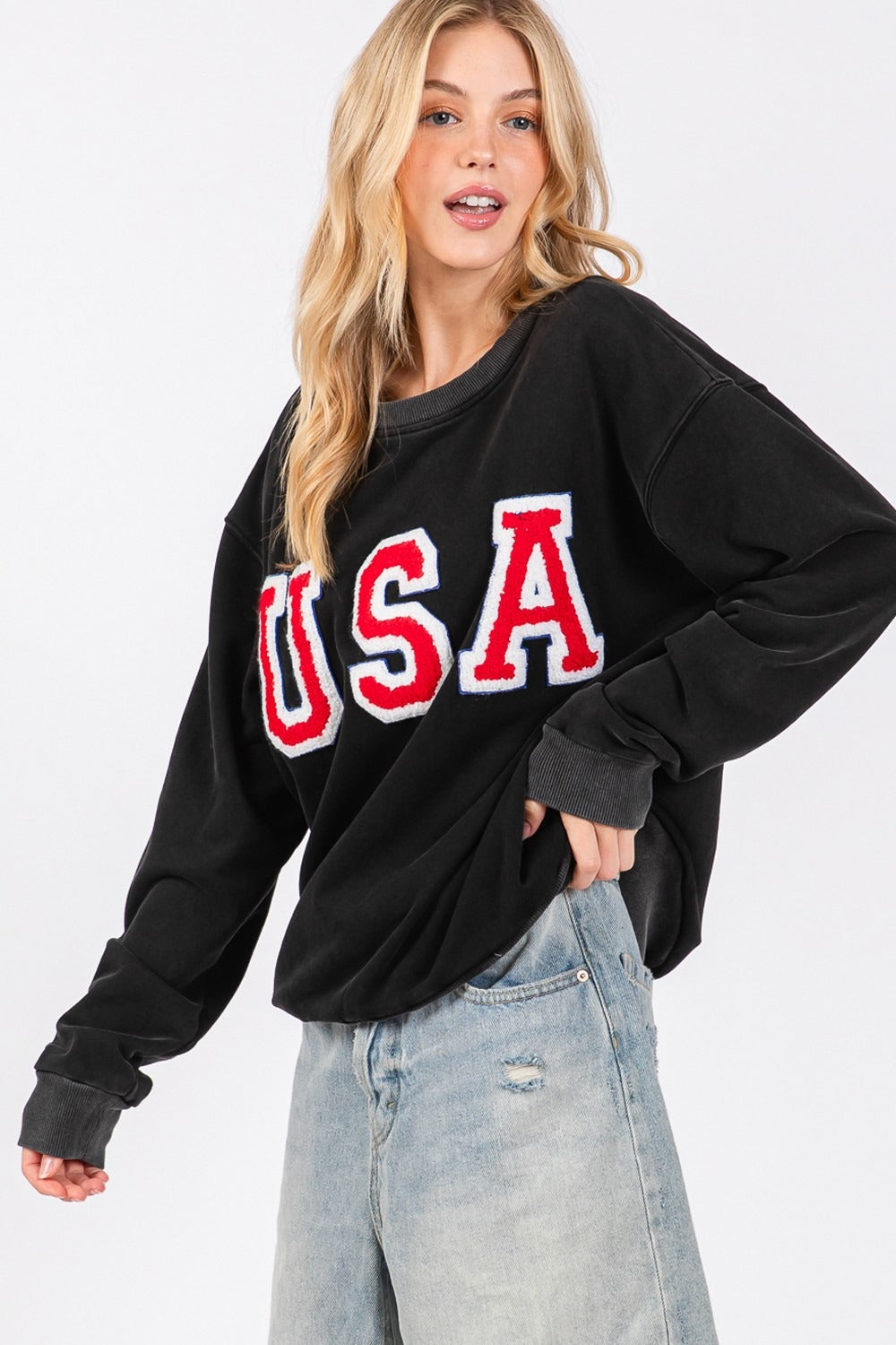 Begoña® | SAGE + FIG crew neck sweatshirt with USA letter patch