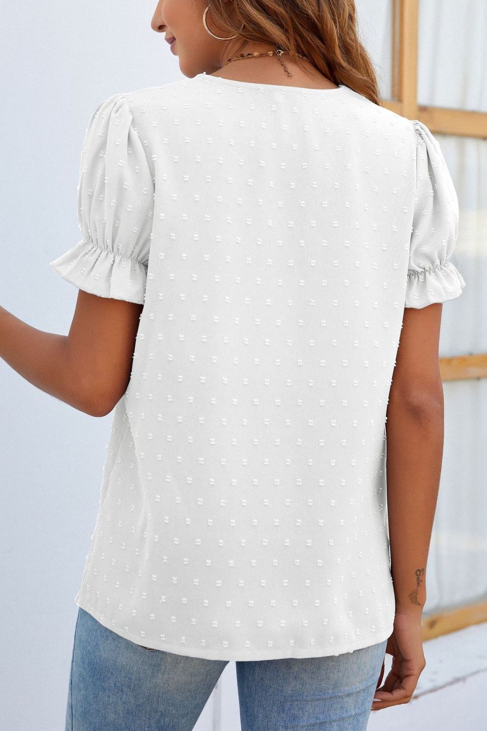 Azul® | Short sleeve blouse with V-neck and Swiss Dot lace detail