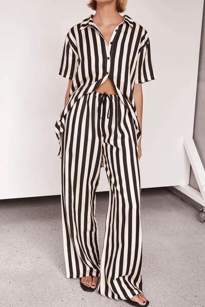 Celeste® | Striped top and pants set with a mid-length collar and collar