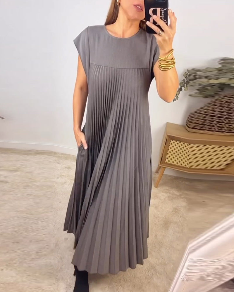 Martha | Elegant Pleated Maxi Dress