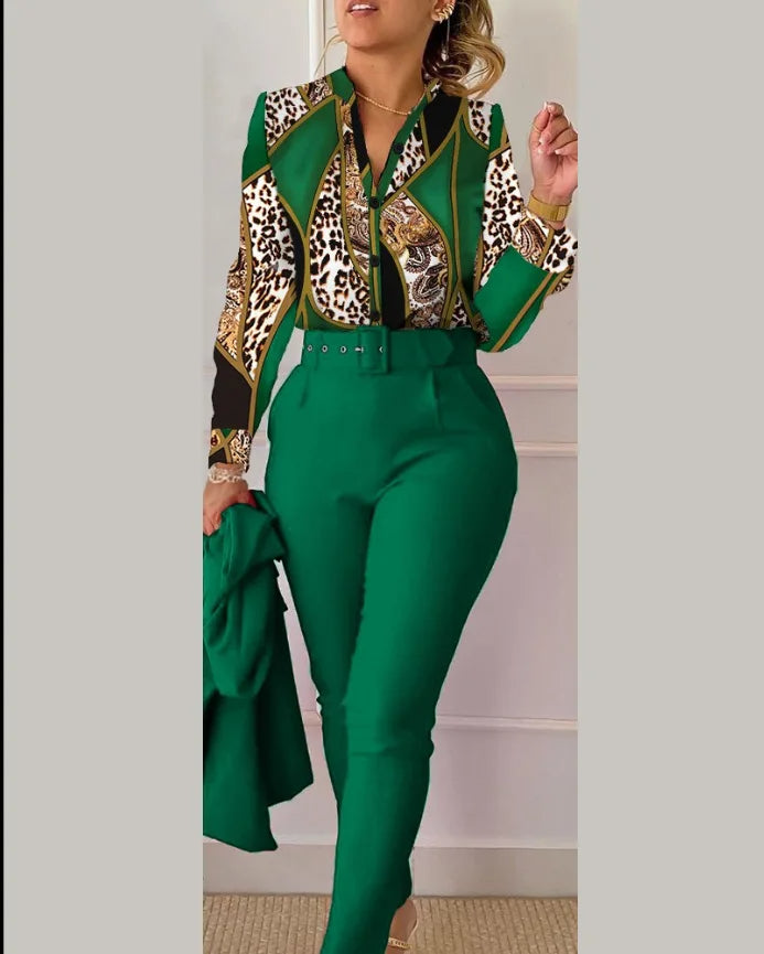Courtney® | Elegant two-piece set