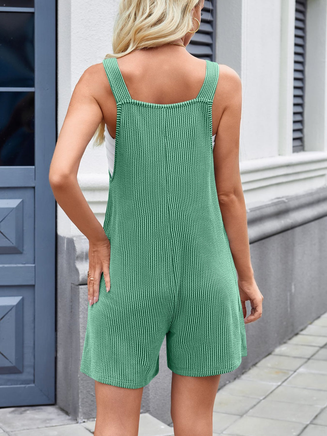 Clara® | Jumpsuit with knotted wide straps and scoop neckline